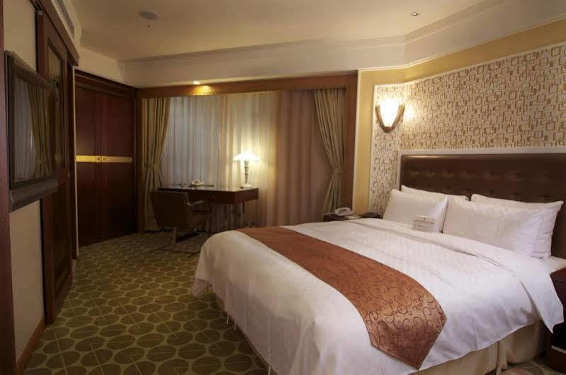 Royal Palace Hotel Taipei Eksteriør billede
